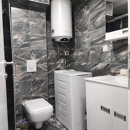 Centar Luxe Near Bohemian Street Apartament